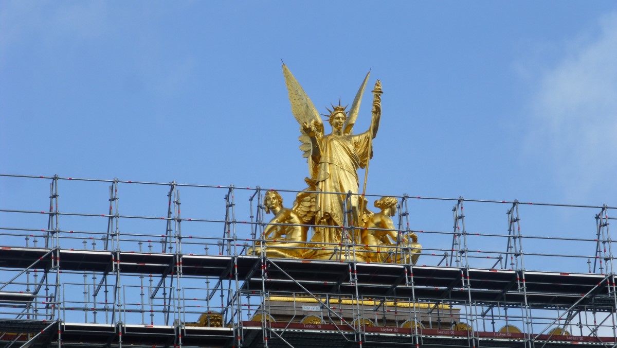 The gilded figural La Poésie.