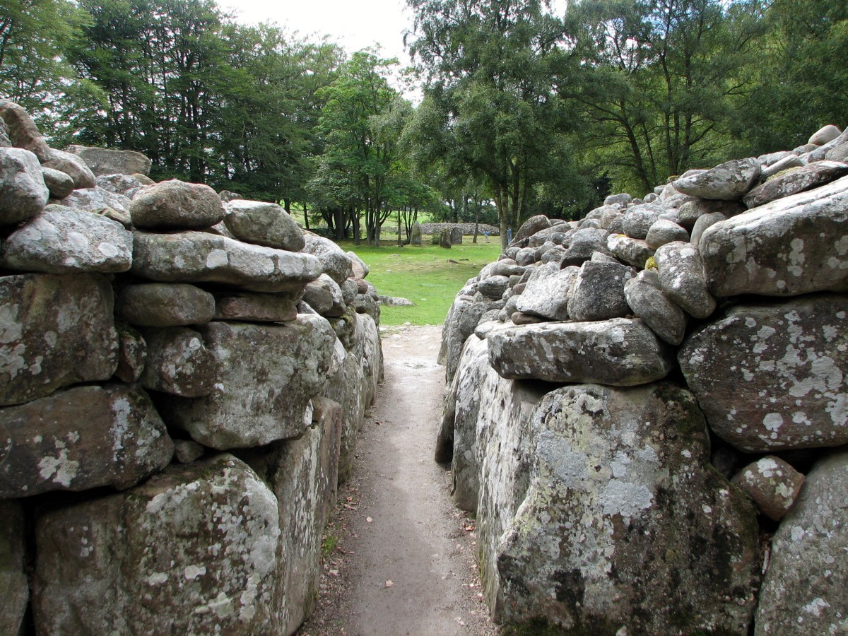 Looking from the tomb outward through the passage that gives this tomb its name.