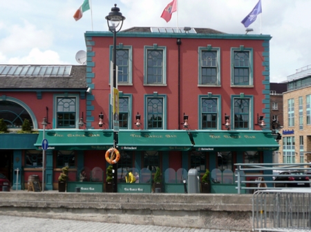 The notable Barge Bar upon the Grand Canal 