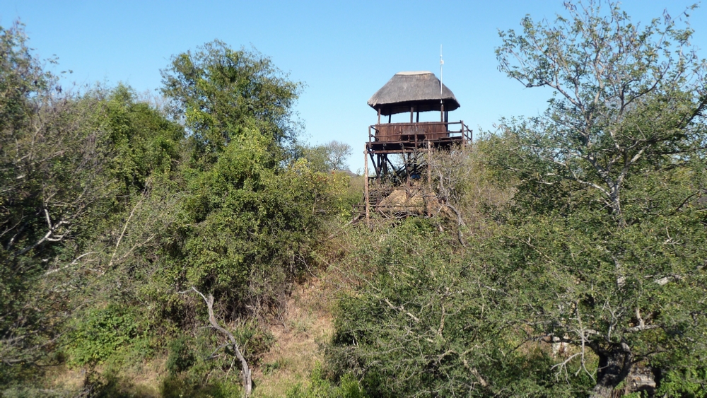 I thought this was a lookout but it turns out to be the massage hut at Billy’s Lodge