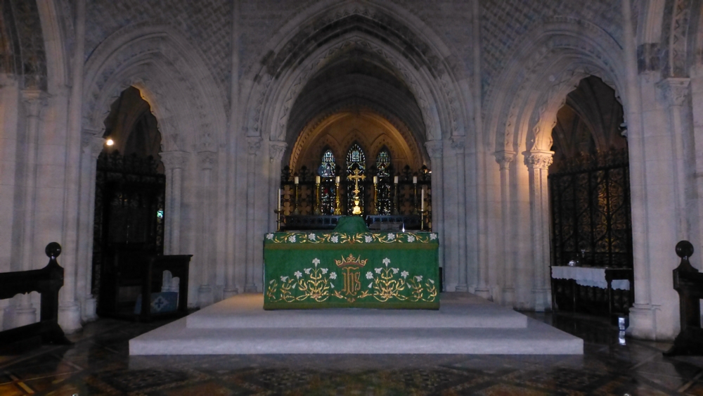 The alter of Christ Church Cathedral