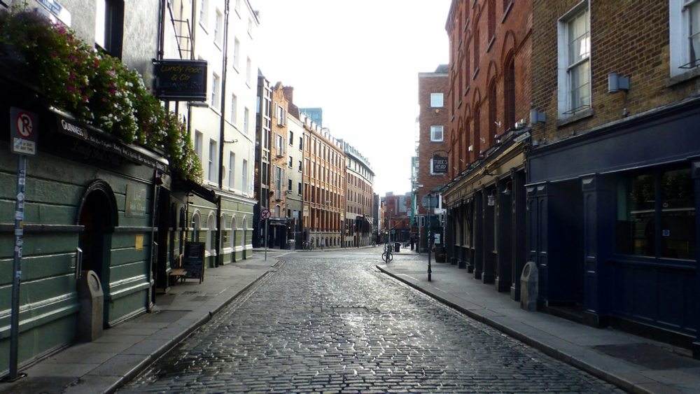 Looking down Essex St at 8:30am, it’s evident why there are few breakfast joints ope