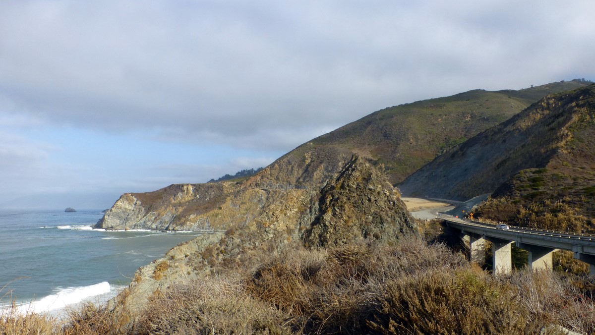 Looking back at the road we’ve just traversed. This section is 250’ above the sea.