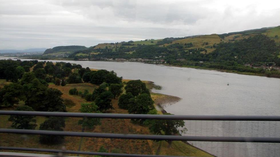 Entering Glasgow over the Clyde