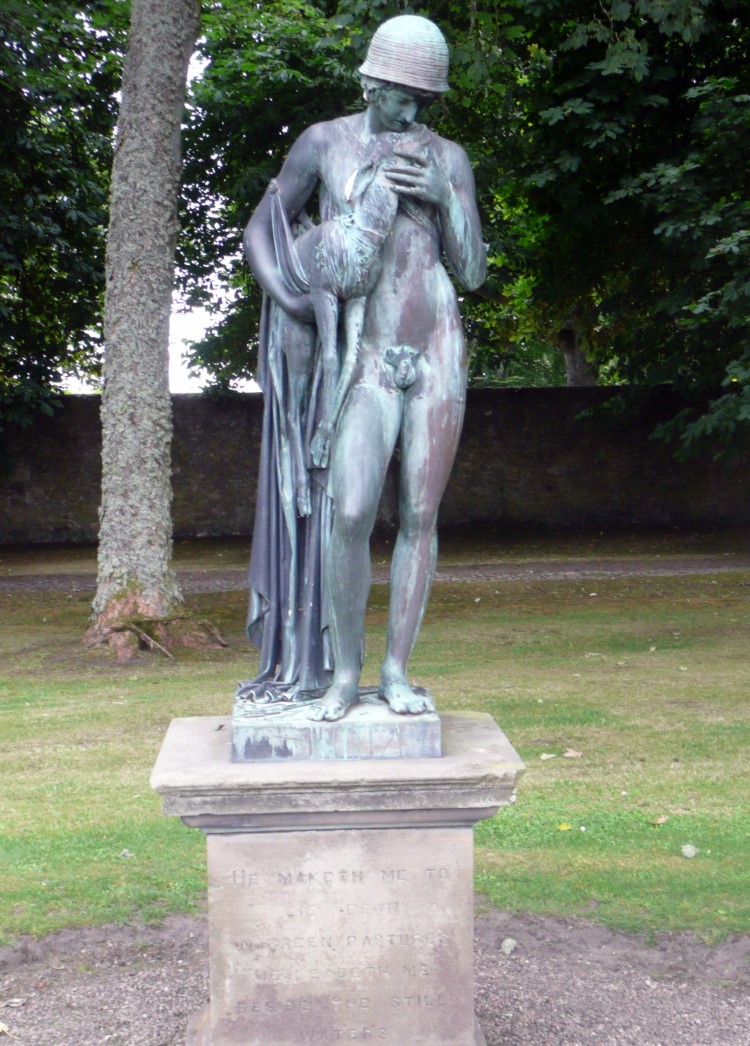 One of the many bronze statues the Gardens