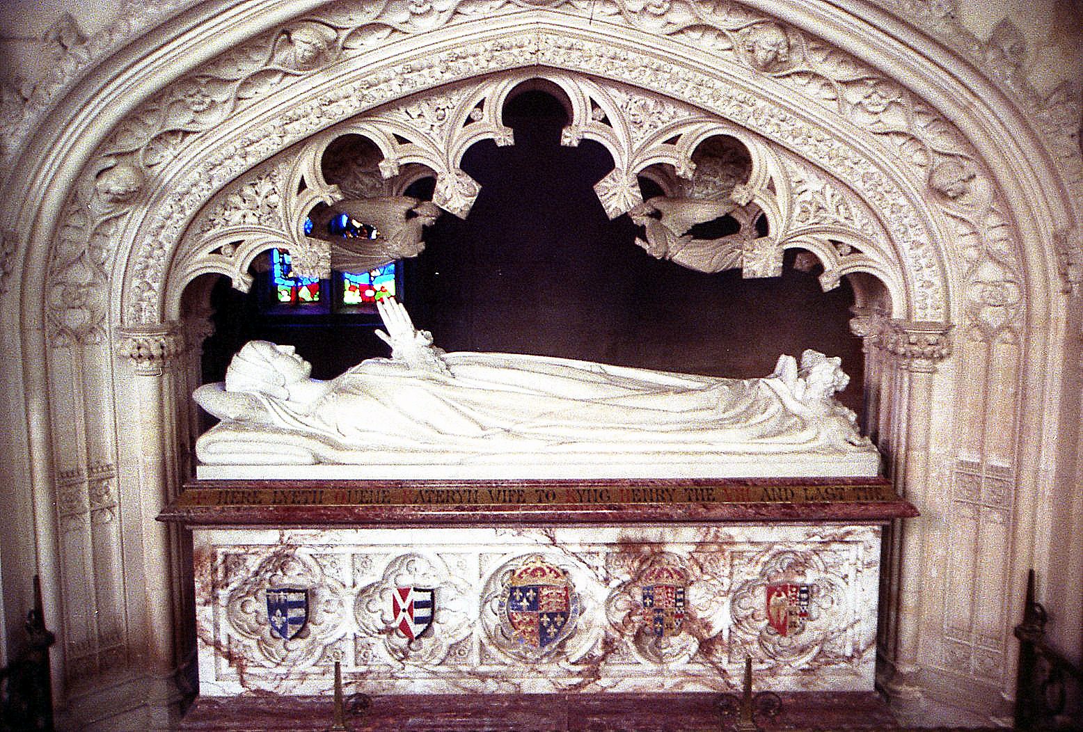 In the Chapel of St Mary at Sudeley Castle rests the tomb of Katherine Parr, the last wife of Henry VIII.