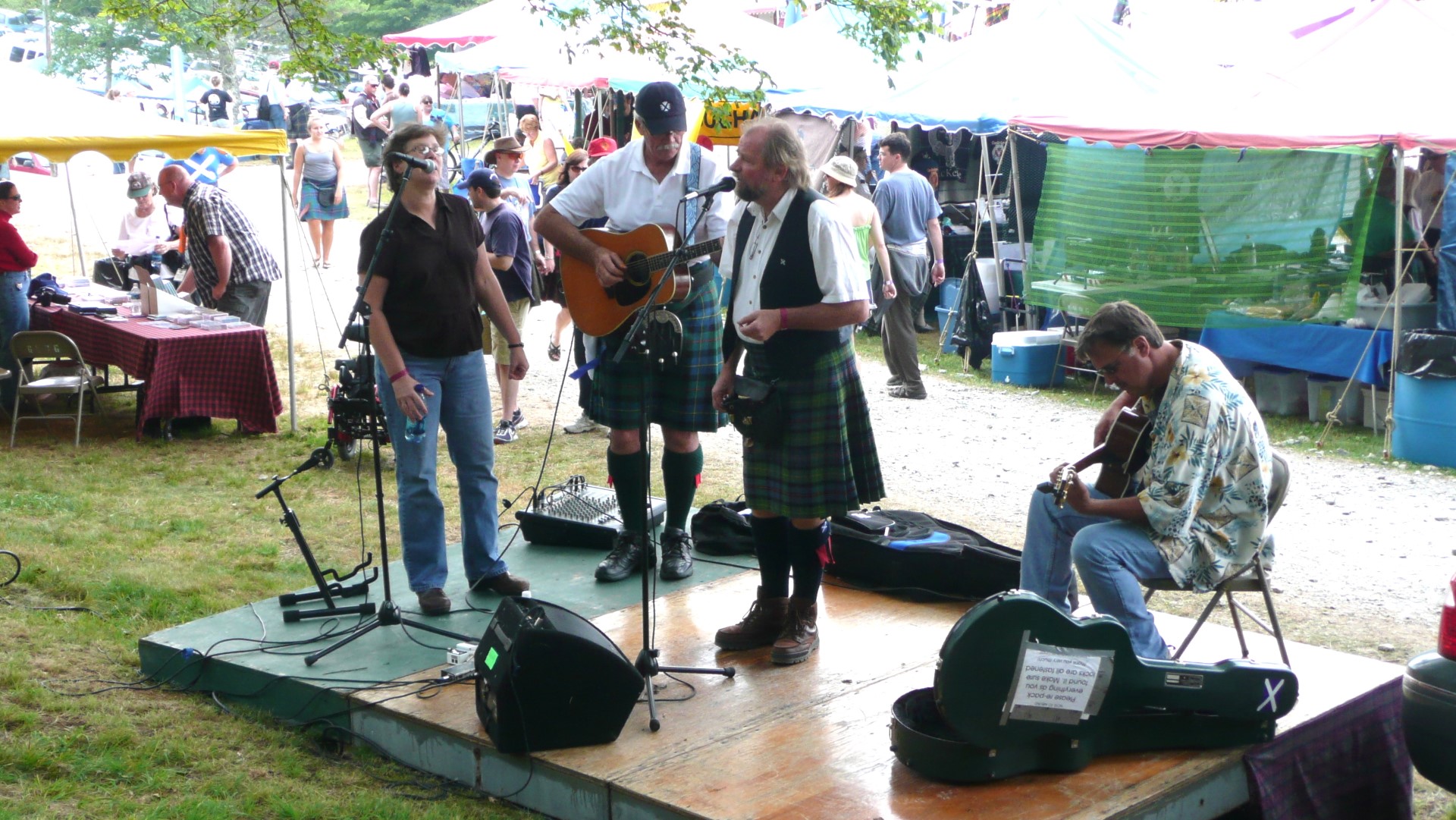 Sunday afternoon jam with Alex, Ed Miller and Jil Chambless and Scooter Muse of Henri’s Notions